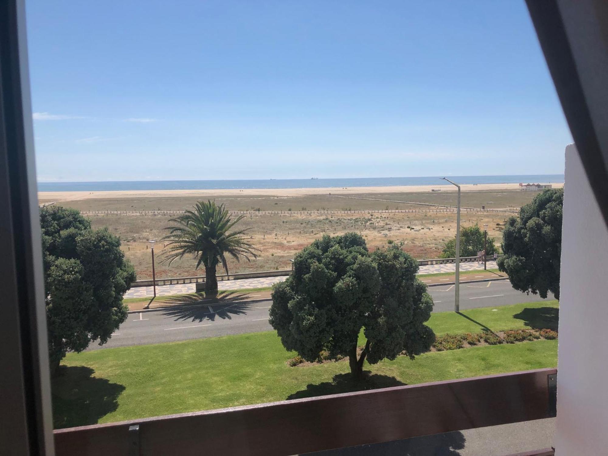 Casa Da Praia Com Tres Quartos - Figueira Foz Фигейра-да-Фош Экстерьер фото